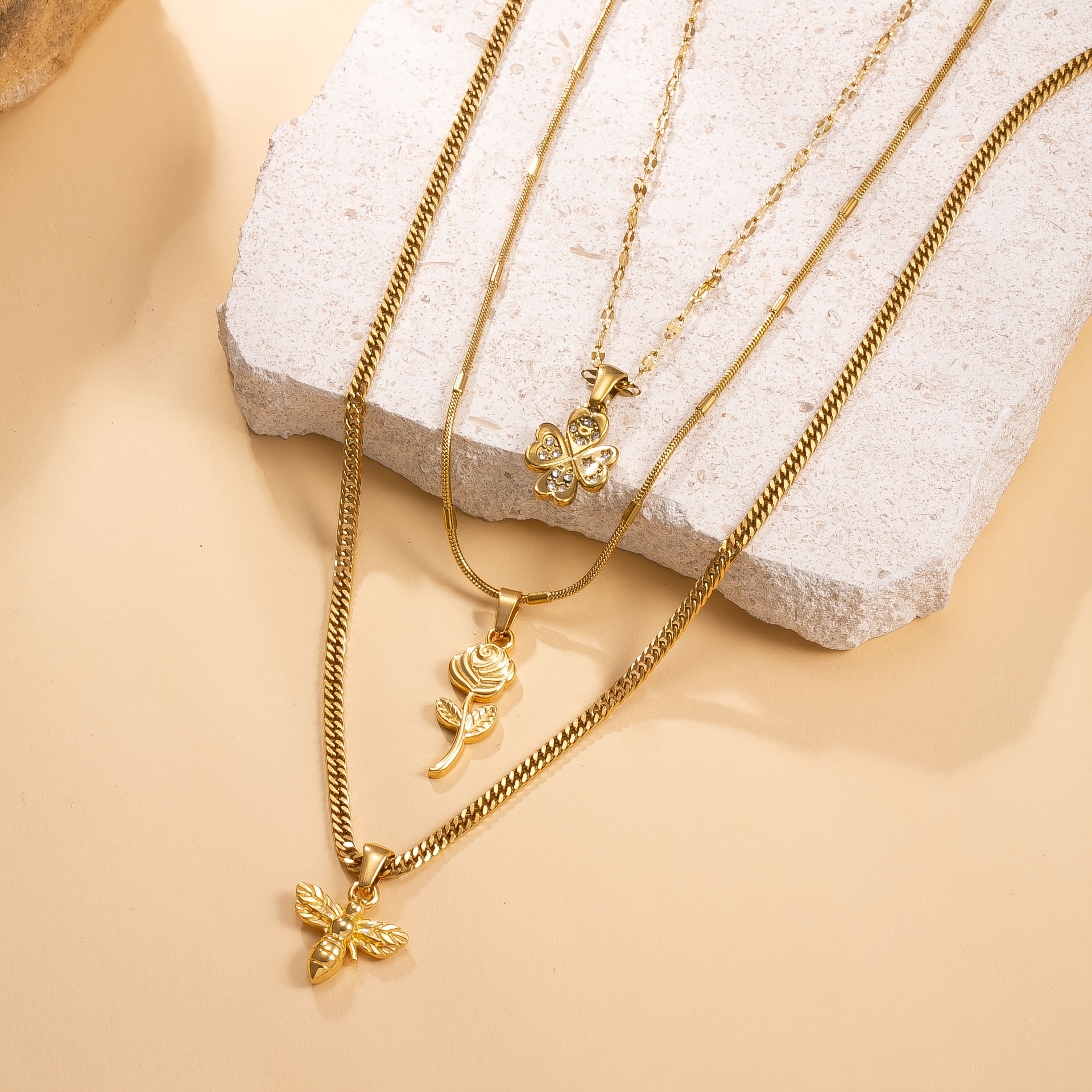 3pcs Floral Insect Stackable Stainless Steel Pendant Necklaces Set