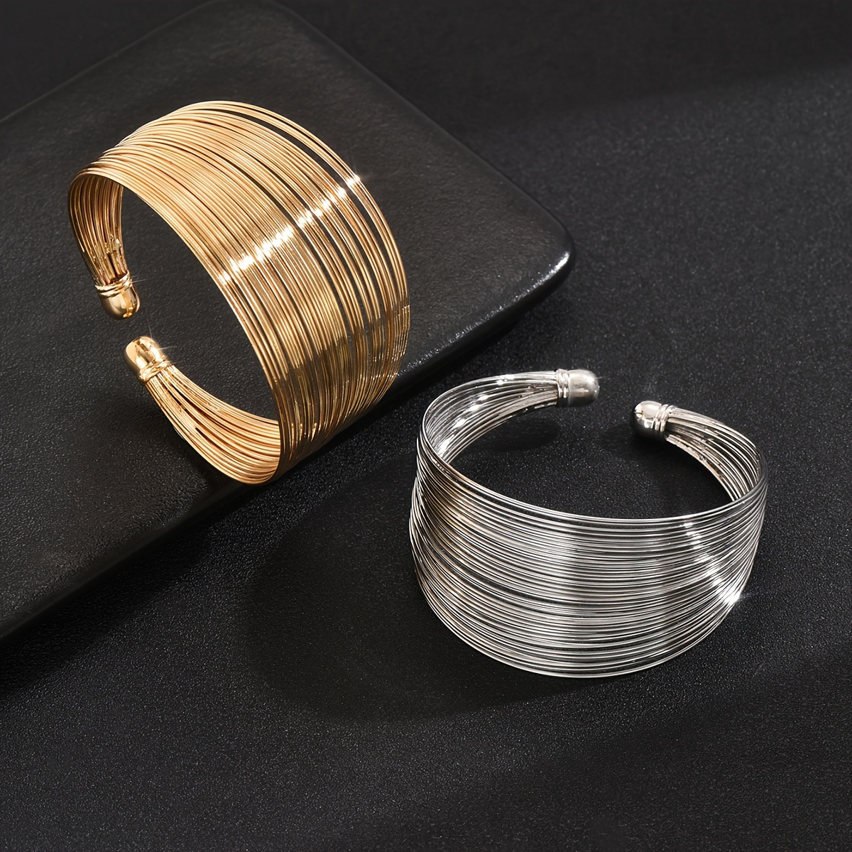 1pc Women's Fashion Open Bracelet Iron Style Punk Metal Open Plain Circle Bracelet Suitable for Gift Giving and Wearing