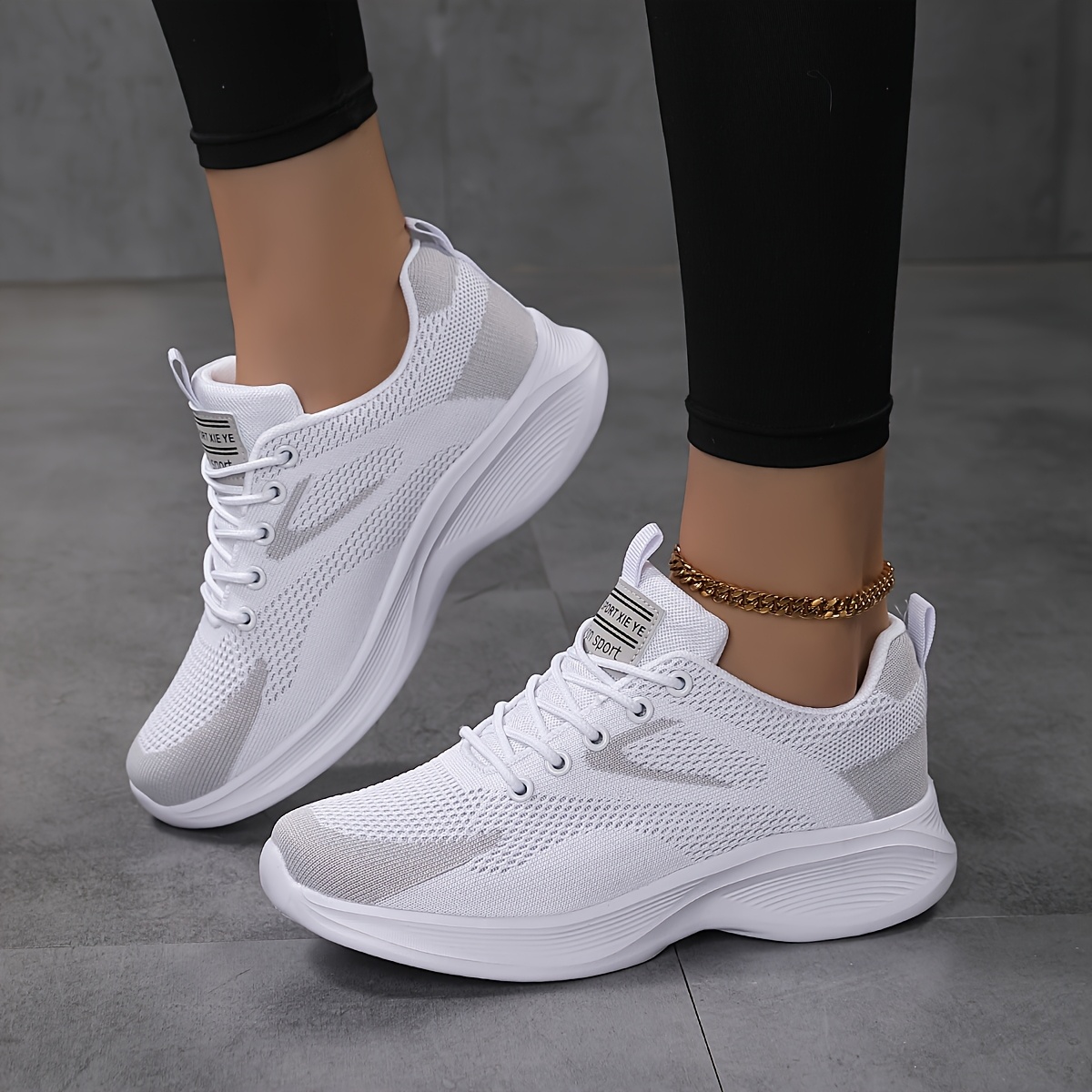 Women's Lightweight Minimalist Low-Top Knit Sneakers