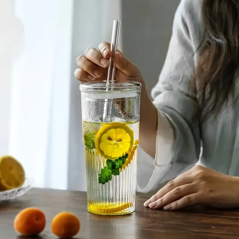 2pcs 22oz 650ml with lid straw and straw brush retro and modern easy to clean dishwasher safe reusable glass wide mouth smoothie cup glass ice coffee mug suitable for cold drinks hot drinks tea and other beverages best for christmas thanksgiving Product details 1