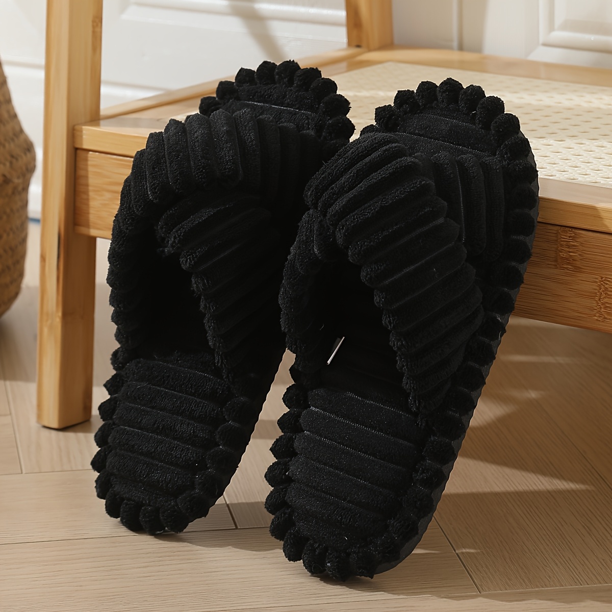 TEMU Men And Women Couple Style Plush Fashion Cross Slippers Autumn Winter All-match Plush Indoor Slippers, Women Shoes
