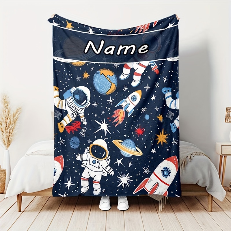 

1pc Customizable Astronaut & Rocket Flannel Blanket – Super Soft, Cozy Personalized Space-themed Throw With Name – Dark With Vibrant , Stars, And – Home, Office, Or Gift For All