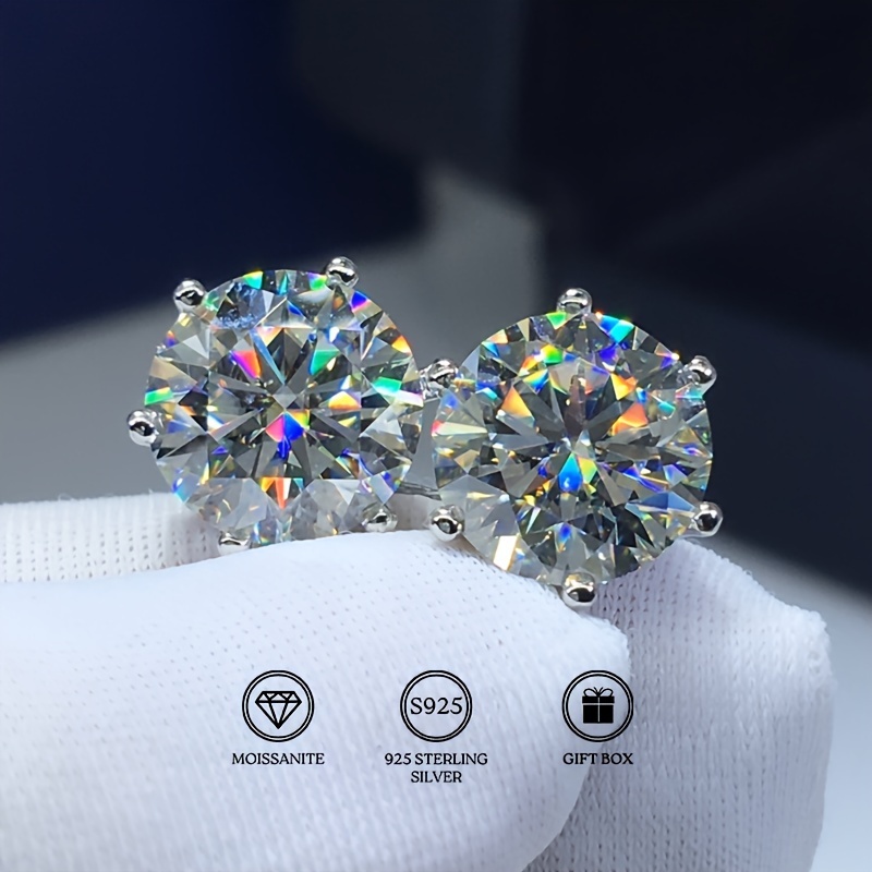 

Poids Argenté 1.8g, 2pcs Boucles d'Oreilles Clous en Moissanite 0.5-, Boucles d'Oreilles en Argent Sterling 925, pour Anniversaire Cadeau de Noël, Idéal pour Noël