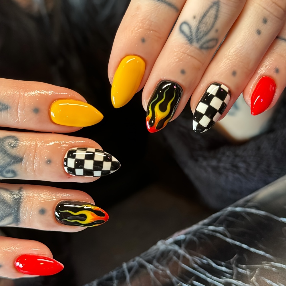 

24-piece Adult Wearing Nail Art Set: & Edgy Flame & Checkerboard Patterns, Removable, Short Oval Nails,