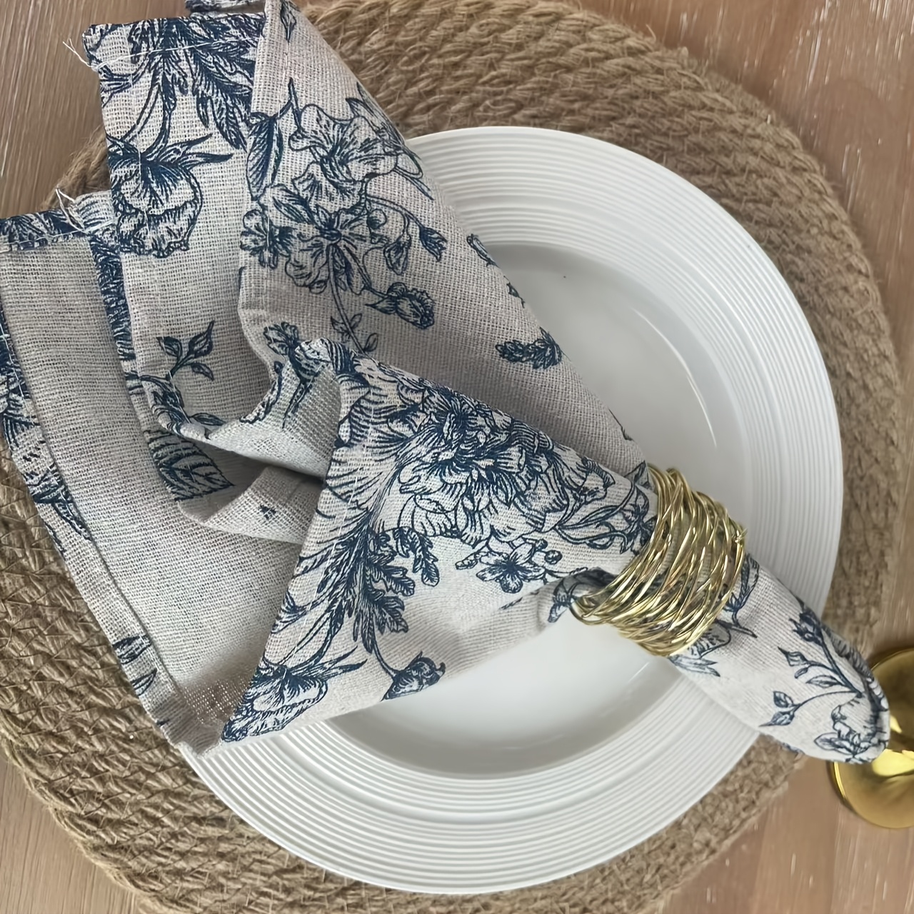 Image of 17x17inches Cloth Napkins Reusable Christmas Floral Napkin Set Of 6 Printed Dinner Napkin Cloth Daily Use Machine Washable Dish Cloth Gift For New Year Home Decor