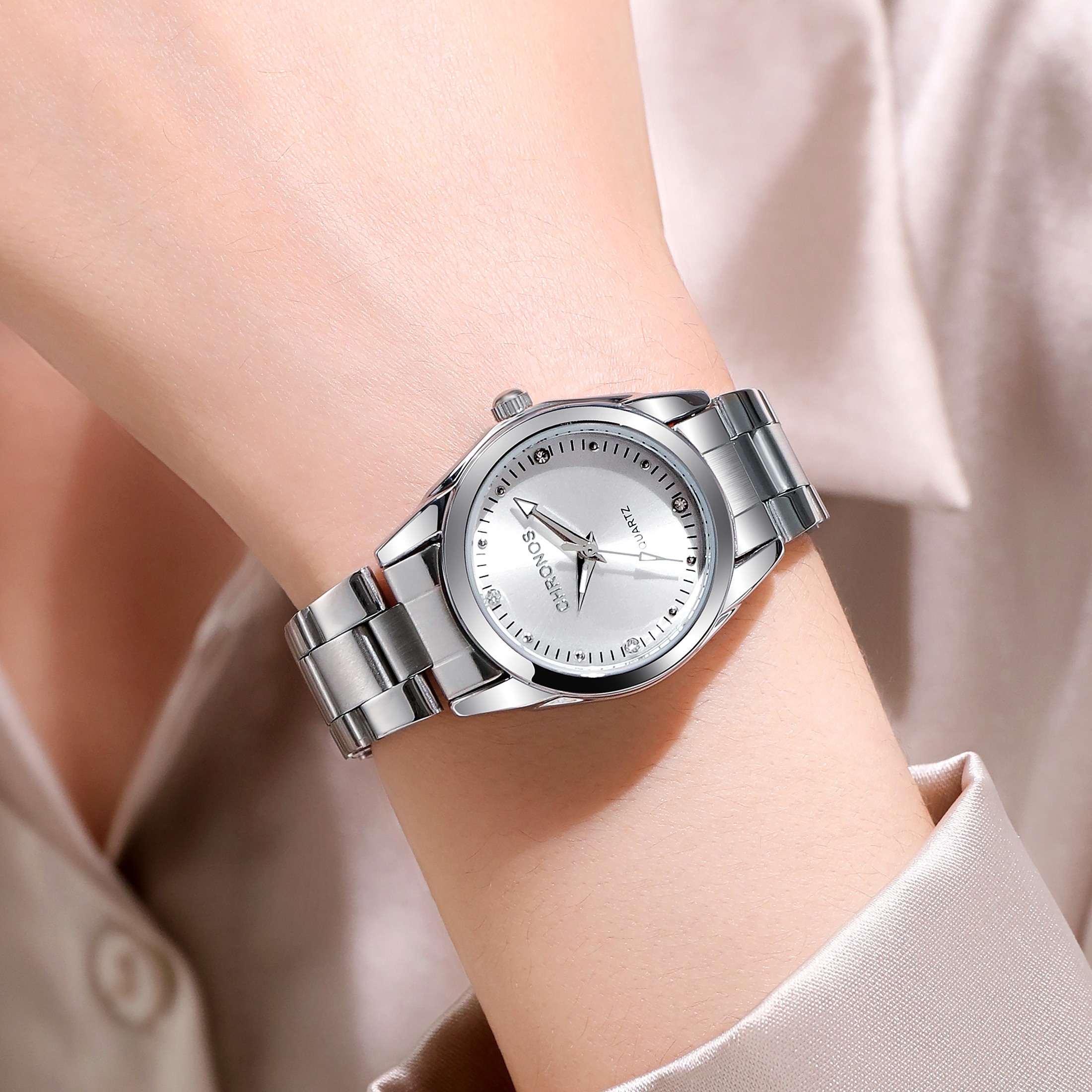 *女性の腕時計高級ステンレス鋼クォーツ時計カジュアルファッションアナログビジネス腕時計