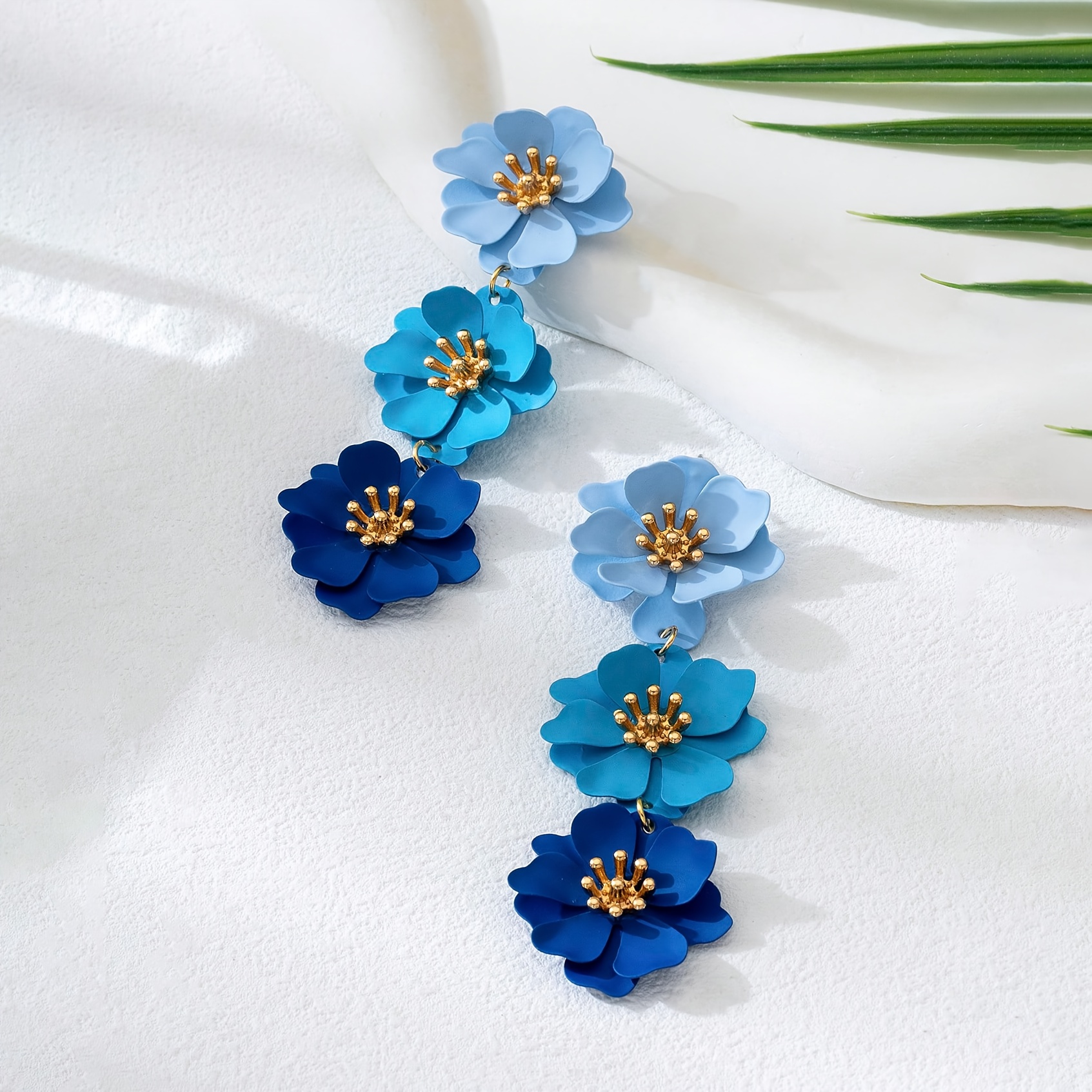 Stylish Gradient Blue Flower Drop Earrings for Women