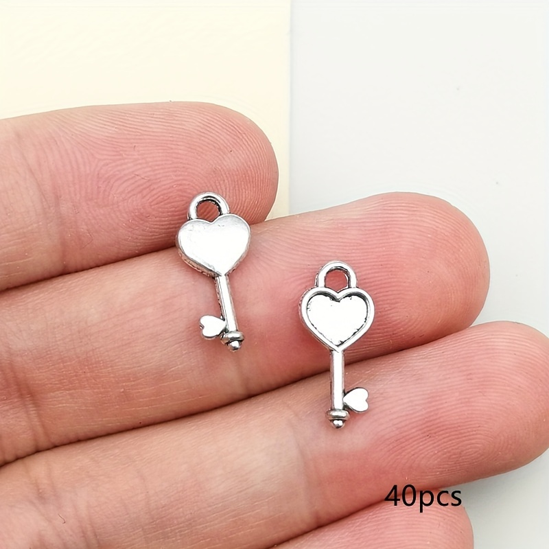 TEMU 40pcs de Pendentifs Breloques Cœur Argenté Antique pour Boucles d'Oreilles, Bracelets, , Sacs, Porte-clés et Composants de Bijoux de Mode Main