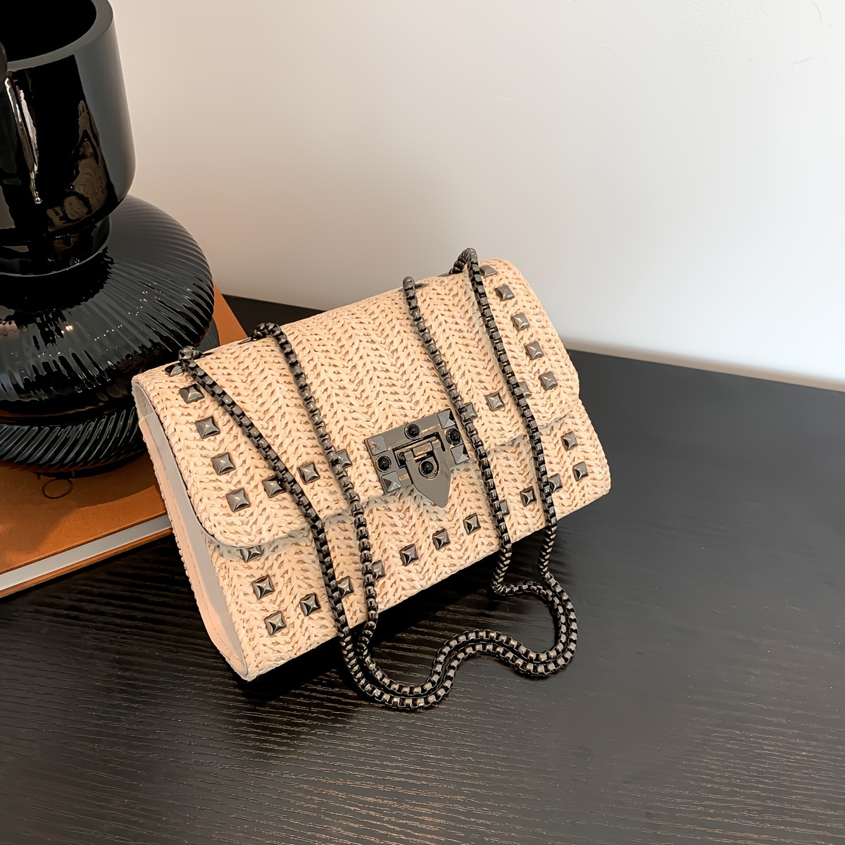 

Women's Woven Straw Handbag, Boho Chain Crossbody Box Bag, Chic Sweet Vacation Makeup Storage, Knitted Shoulder Purse With Chain Strap