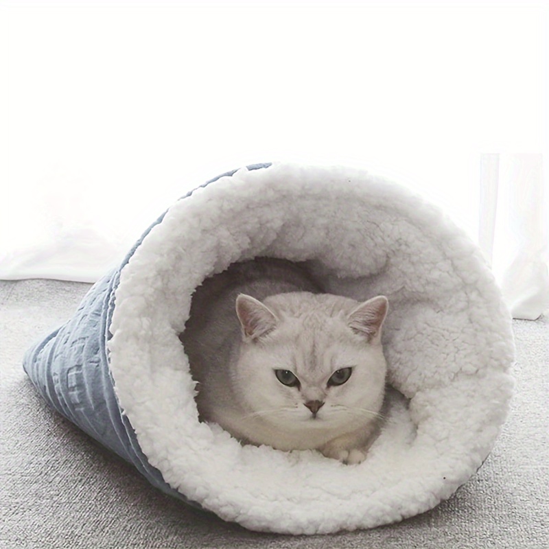 

Cat Sleeping Bag, Self-heating Cat Bed, Soft Plush Large Cat Bag, Suitable For Winter Comfortable Cat Bed Cave 360° Wrap Comfortable Pet Bag, Suitable For Cats Under 7