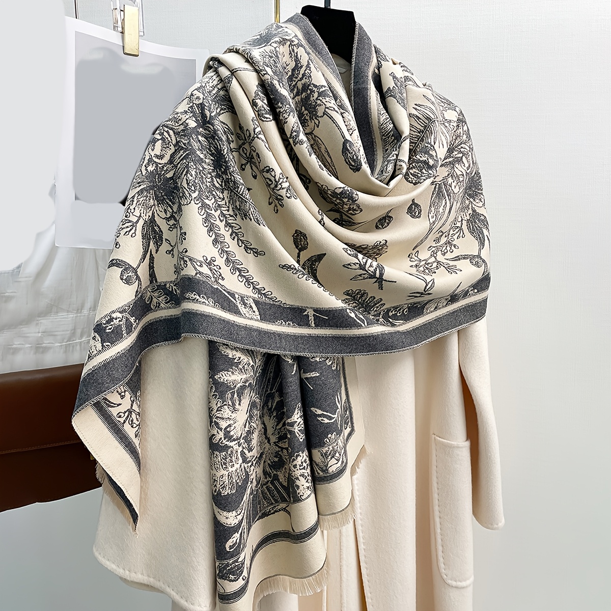 TEMU 1pc Women's Retro Jacquard Pattern Scarf All Season Winter Fall Warm Soft Fashion Large Shawls And Wraps Plus Size Air-conditioning Sofa Blanket
