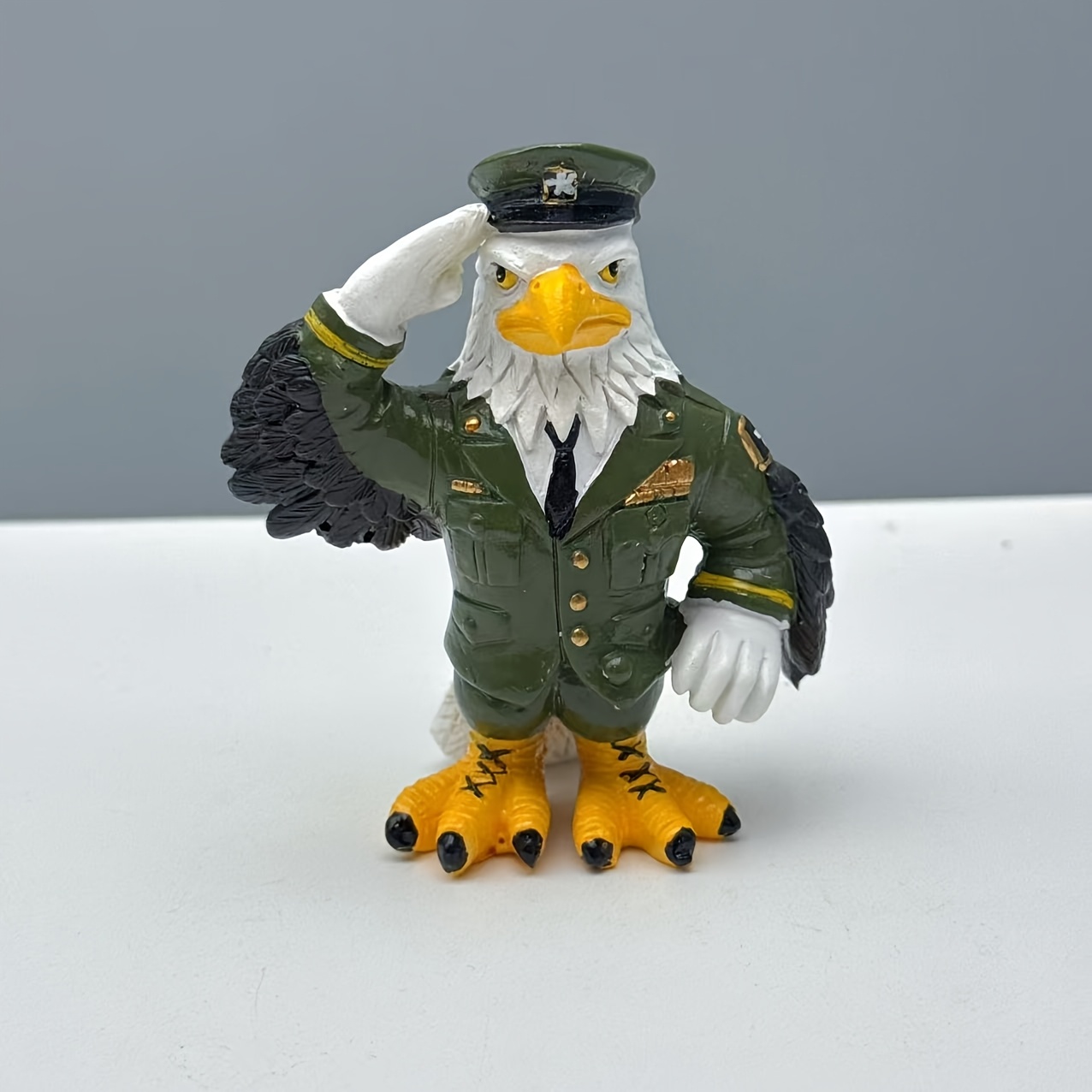 Novelty Desktop Resin Animal Statue - Eagle Figurine From The Series