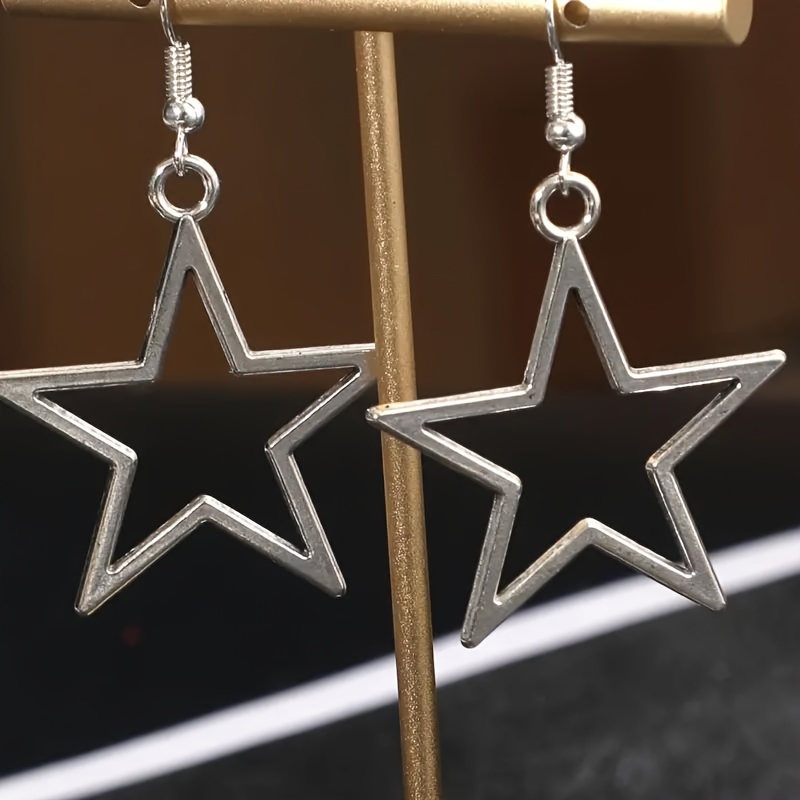 Women's Star-shaped Hollow Pendant Earrings — Vintage Gift