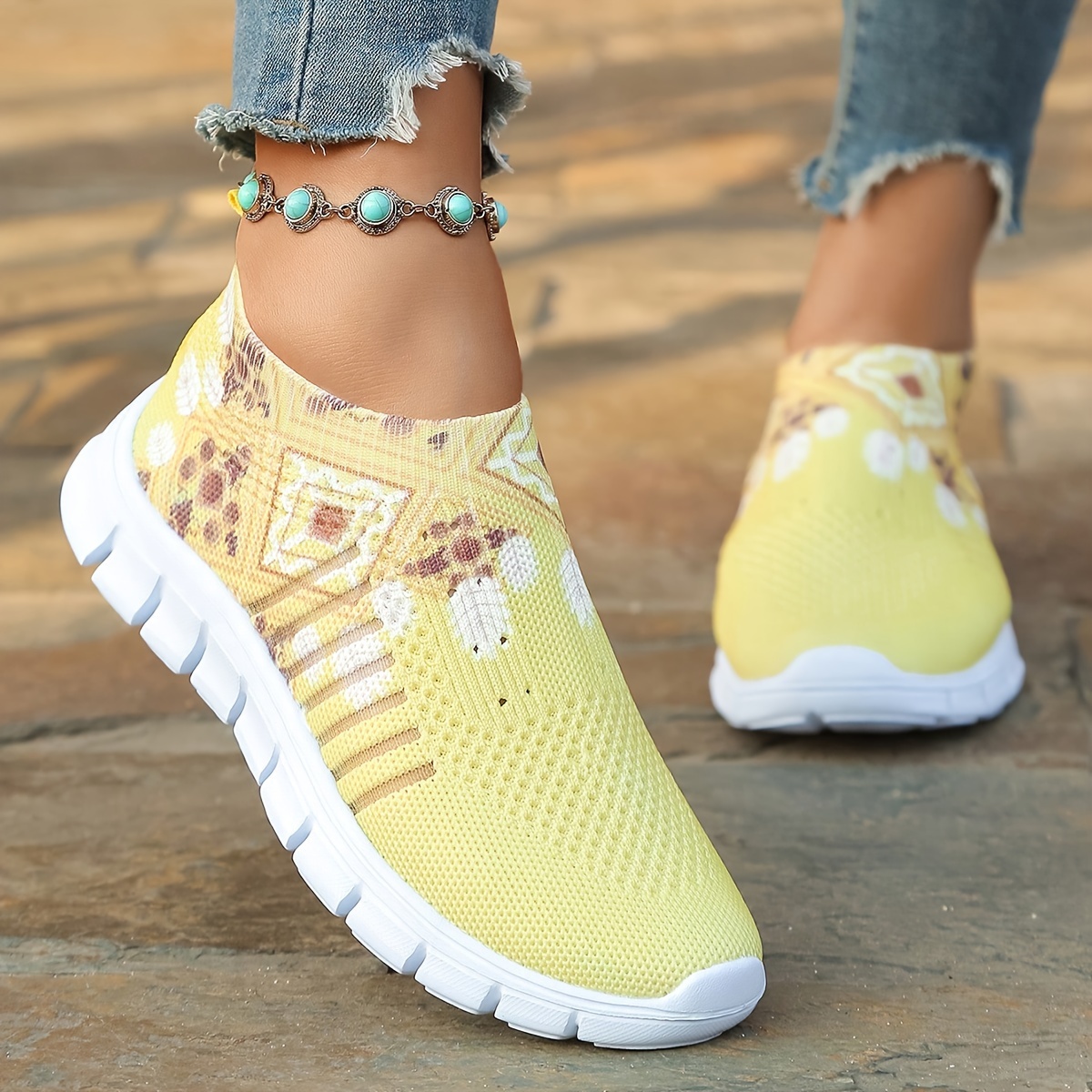 Baskets basses légères pour femme - Chaussures décontractées à enfiler avec bout rond et tige en tissu doux, semelle amortissante - / Gris pour tenue décontractée, salle de sport, shopping - Baskets respirantes adaptées au quotidien, Chaussures pour femme