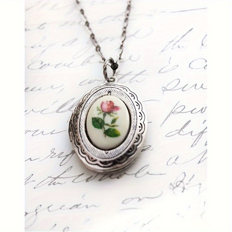 Vintage Rose Patterned Pendant Necklace, Elegant Gift for Women