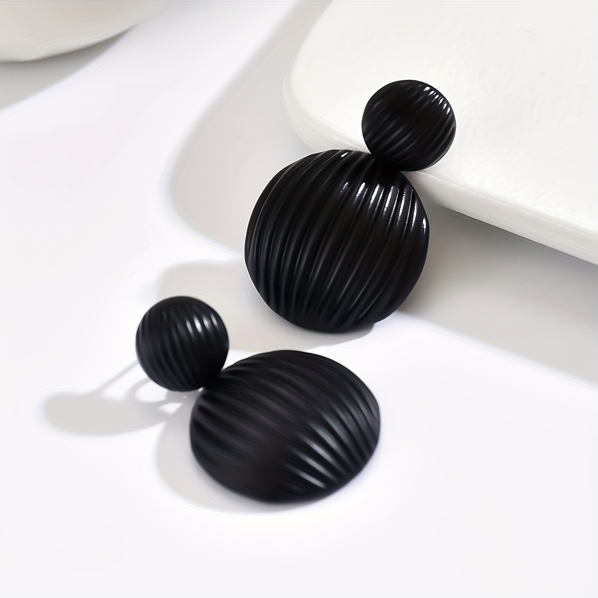 Stylish Matte Black Geometric Lantern Drop Earrings