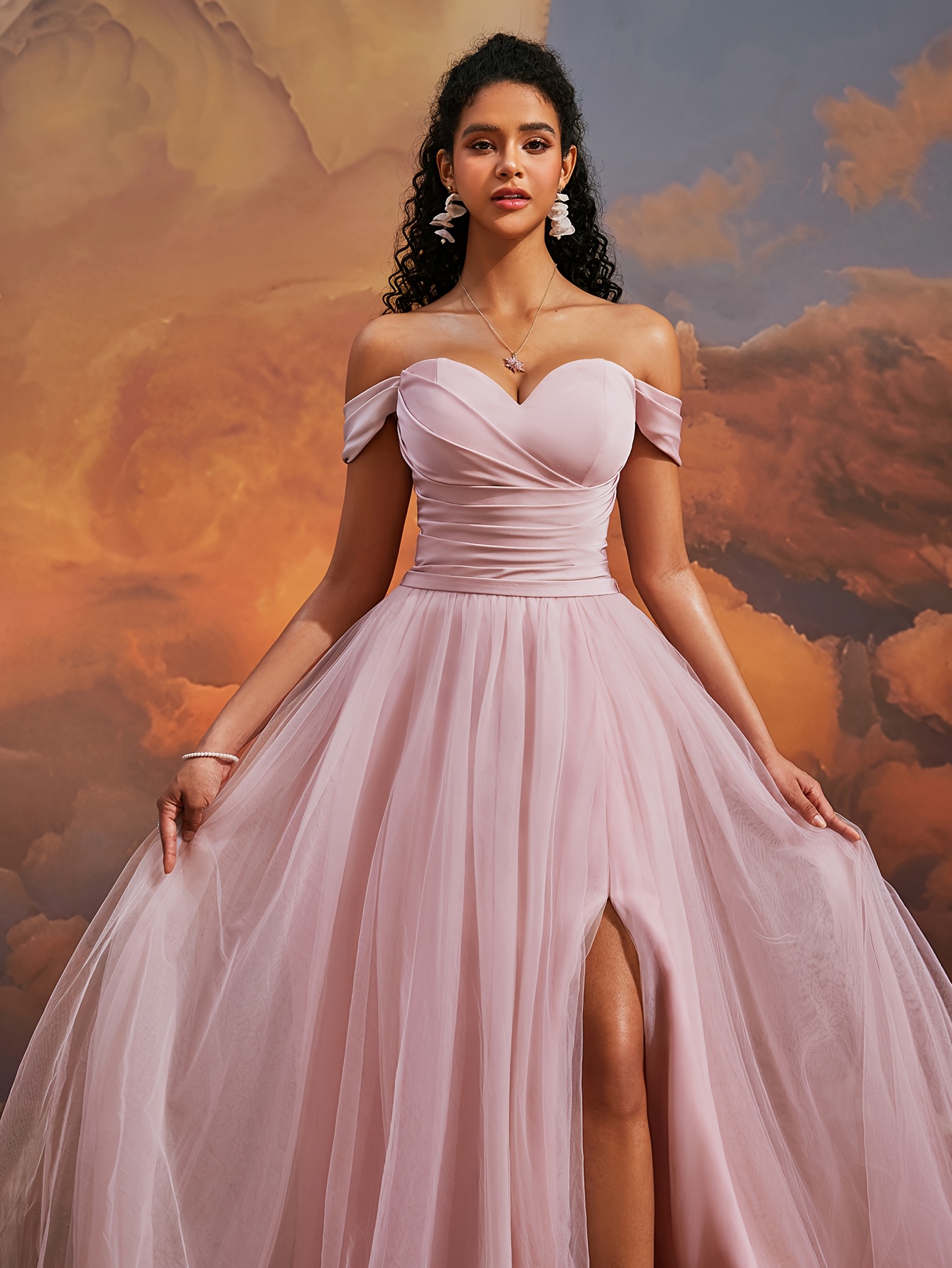 heart design dress for women elegant shoulder shaped collar ladies mesh paneled Bronx Banco Estelle Floral 22½ 37/38 Heart print while the stylish puff Bridal Size:8