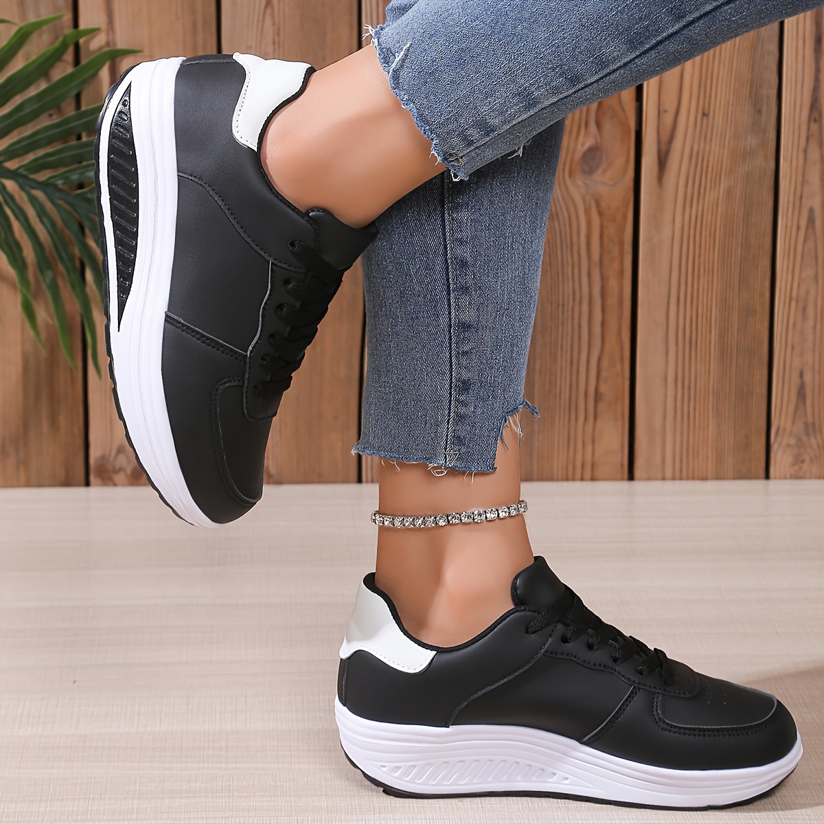 Women's platform sneakers sold by 100 Spartans
