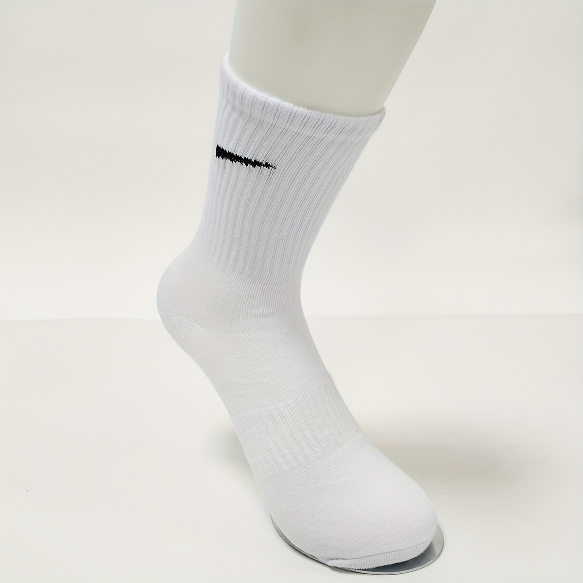 

Black Lines Pattern 3 Pairs Men’s Short Crew Socks, Breathable Comfy Casual Socks Fashion Socks