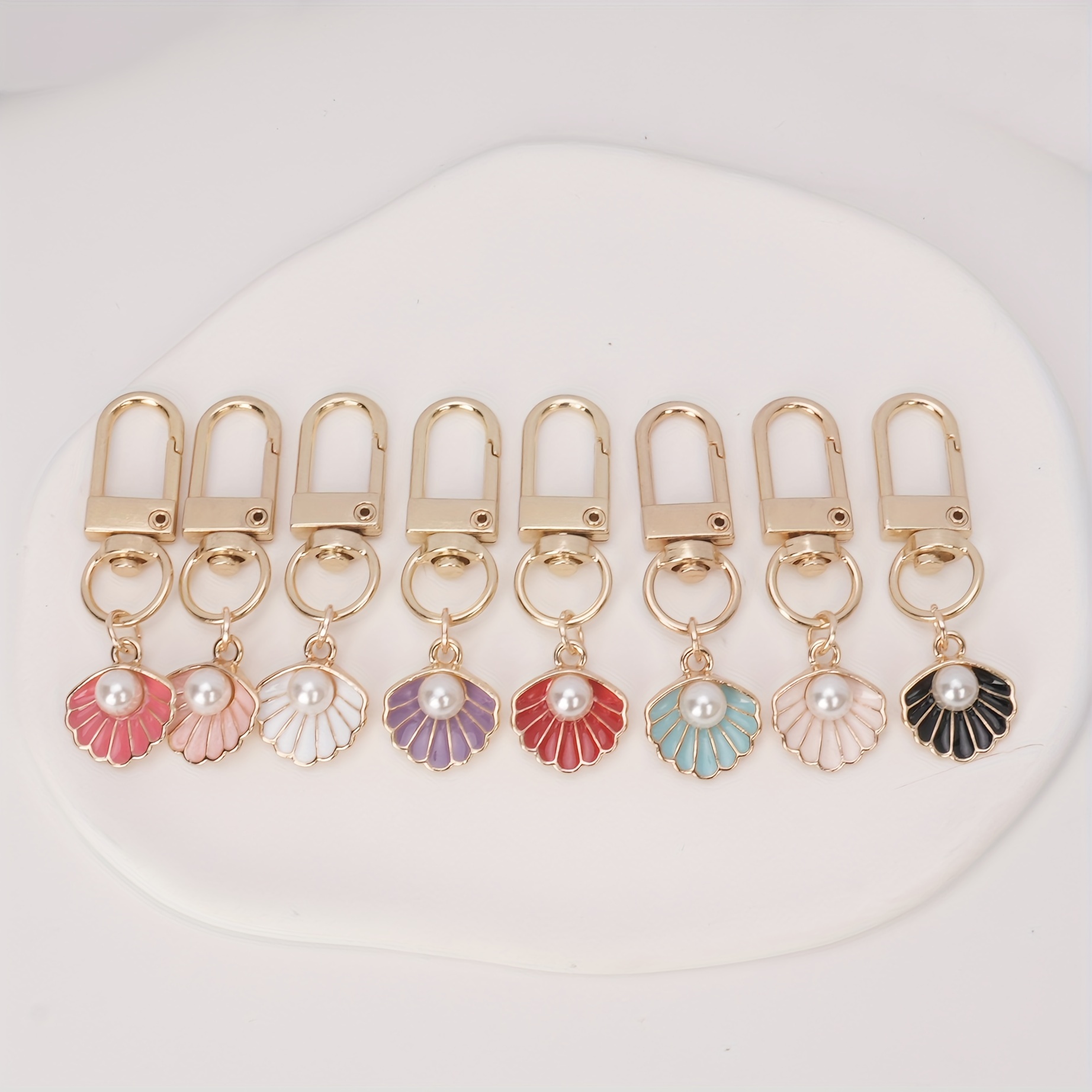 

1/8pcs Creative Cute Artificial Pearl Shell Keychain For Men, Summer Gifts For Men, Backpack Hanging Decoration