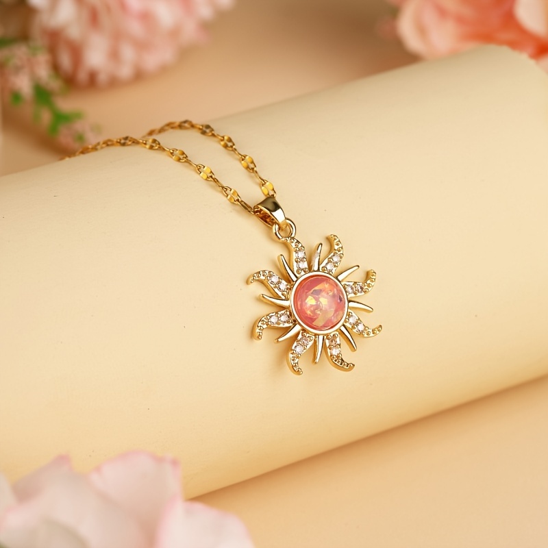 E-shop Europäische und amerikanische Mode Trendy Sonnenblumen Anhänger Edelstahl Halskette / Geburtstagsgeschenk für Frauen und / Geeignet für