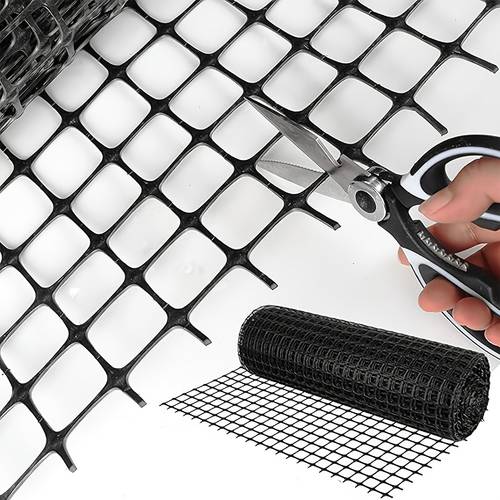 plastic mesh fence reinforced edges used for building fences garden fences activity fences animal barriers poultry safety nets tree protection devices black