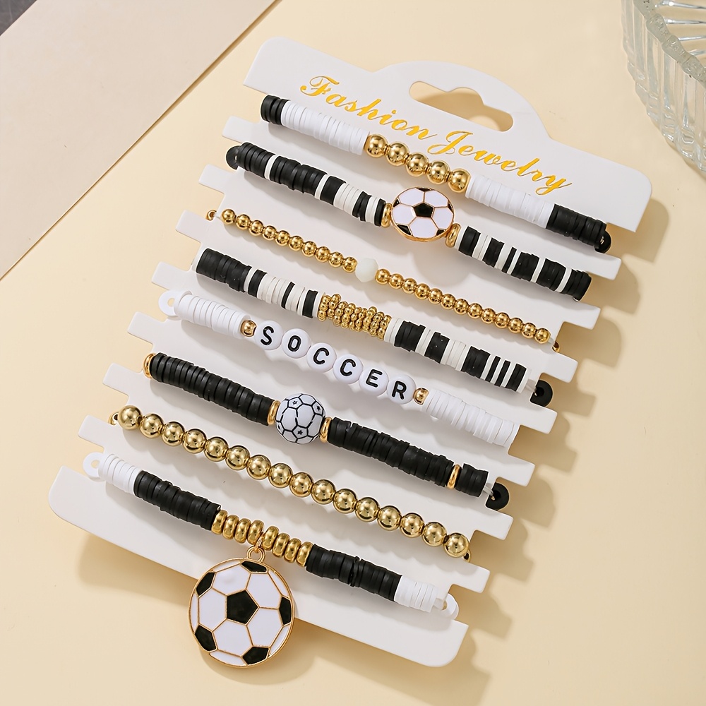 TEMU Conjunto de pulsera elástica con colgante de de fútbol de arcilla suave, mezcla de doble tono clásico negro y , moda deportiva, regalo perfecto