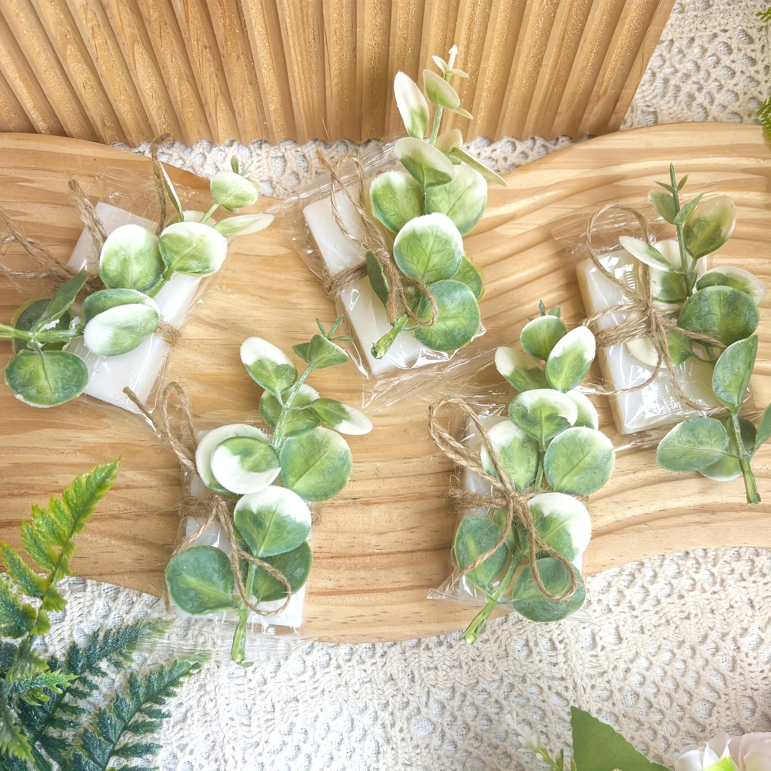 20 sztuk   mini soap favors z fałszywym eukaliptusem - 10m/37ft wiązka i organza torebki prezentowe, zapachowe mini mydła na wesela, baby showers, przyjęcia dla panny młodej, urodziny, prezent na dzień   i dzień ojca, upominki pod prysznic, elegancka prezentacja, naturalny estetyzm, wysokiej jakości opakowanie 0