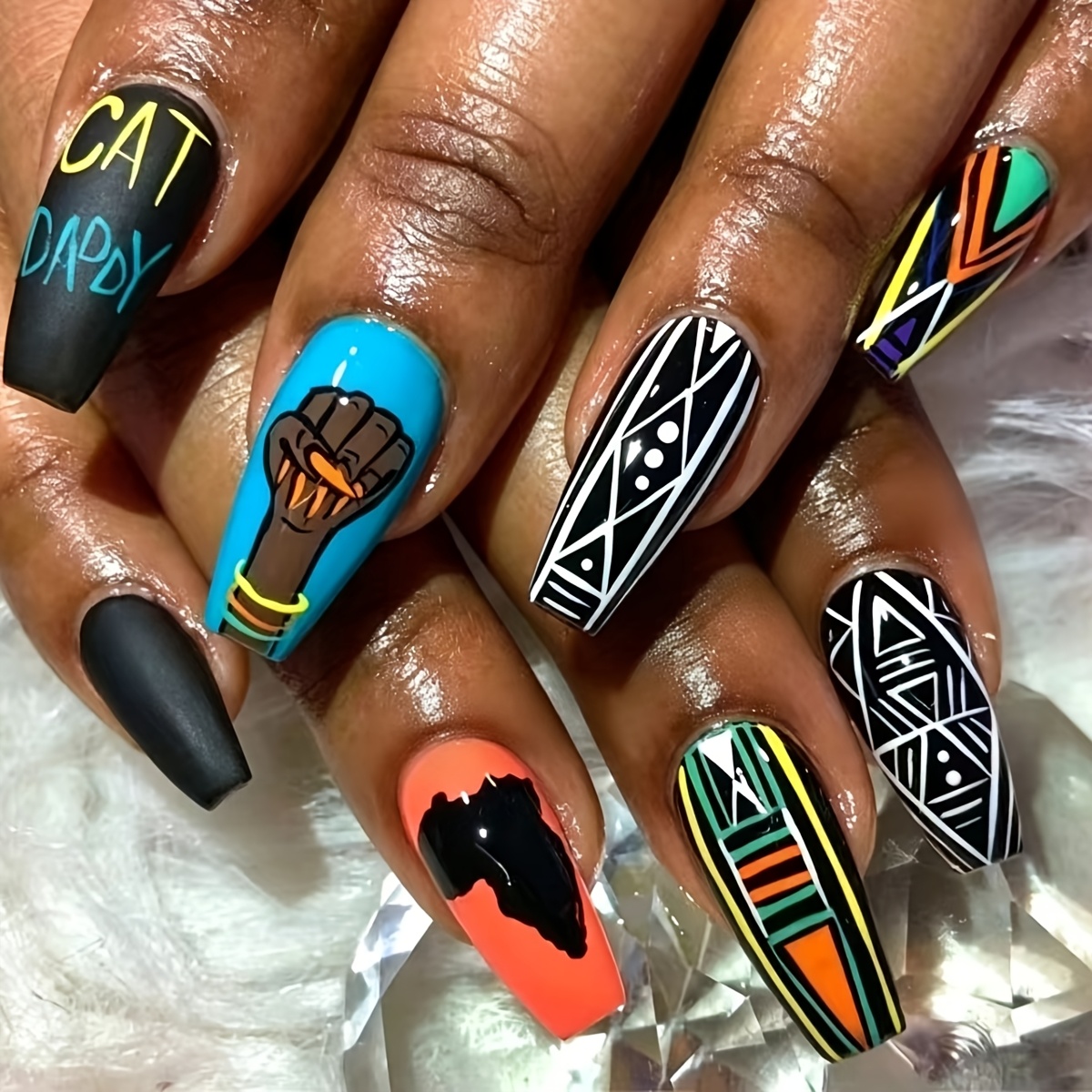 TEMU 24pcs Convenient Nail Art African Style Geometric Creative Individual Trendy Western Long Fashion Stackable Accessory Glossy Removable Nail Art