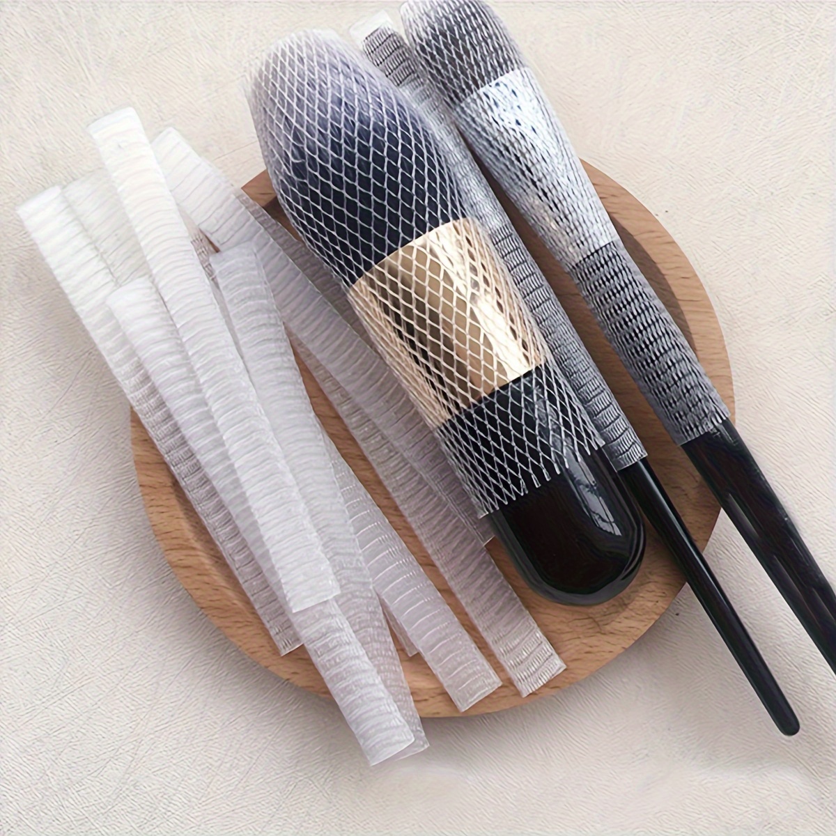 

10pcs White Mesh Makeup Brush Protective Cover, Makeup Brush Hair Cover Protective Cover, Bouquet Mesh Set, Prevent Fried Hair, Makeup Brush Storage Net