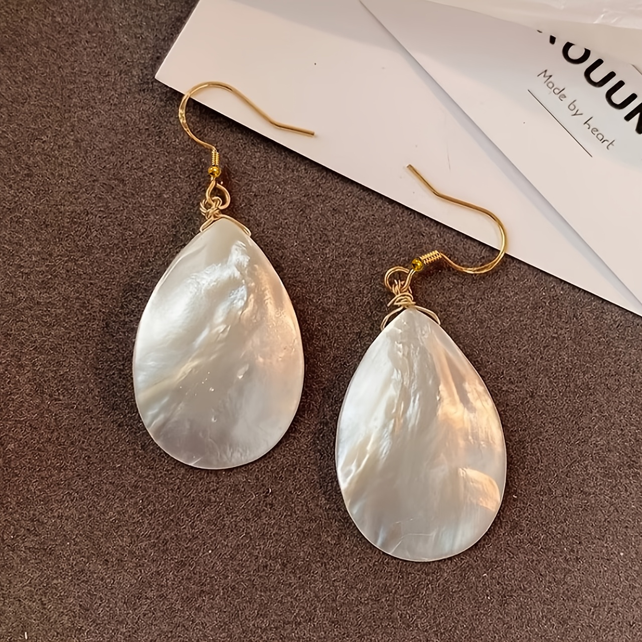 TEMU 1pc Aretes Minimalistas Elegantes Franceses de de Perlas y de Perla con Forma de de Agua, Aretes de Moda con Borla y Gancho Dorado de Concha