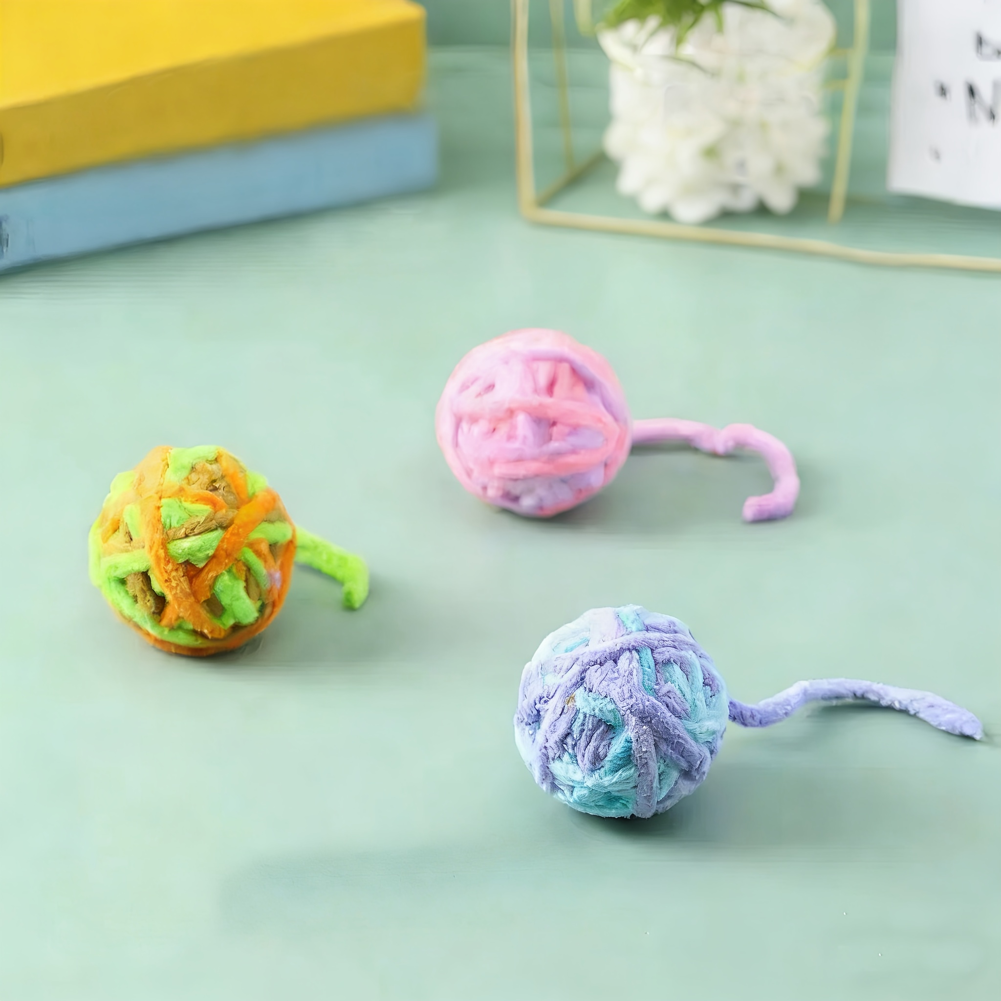 2/4pcs Random Colors Pet Ball Toy, Cat Self-Entertainment Chew and Tease Toy, Random Colors, Tail Ball with Colorful Thick Knitted Ball and Bell, Pet Interactive Toy