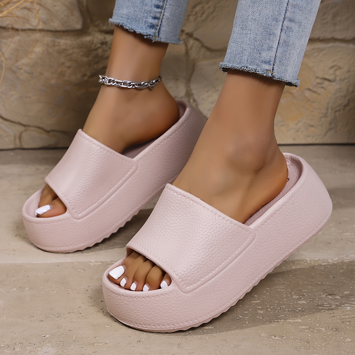 summer new womens thick soled sandals with a solid   elegant and fashionable for leisure comfortable and suitable for the beach outdoor daily   students and   womens thick soled fashion sandals Product details 5