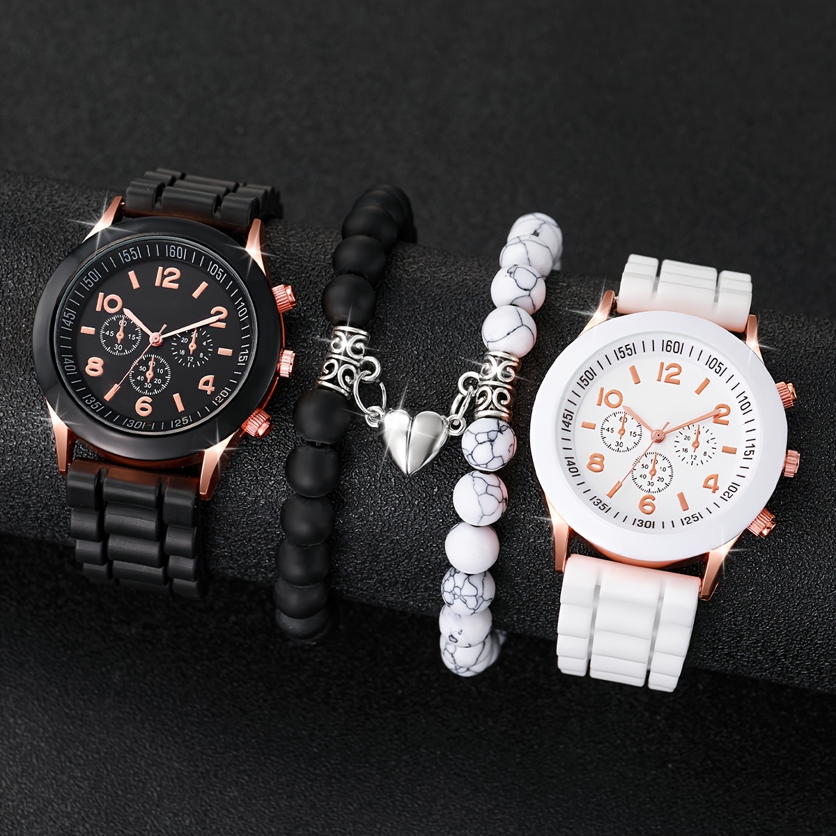 

4pcs/set Fashion Silicone Strap Quartz Watch And Couple Bracelet Set