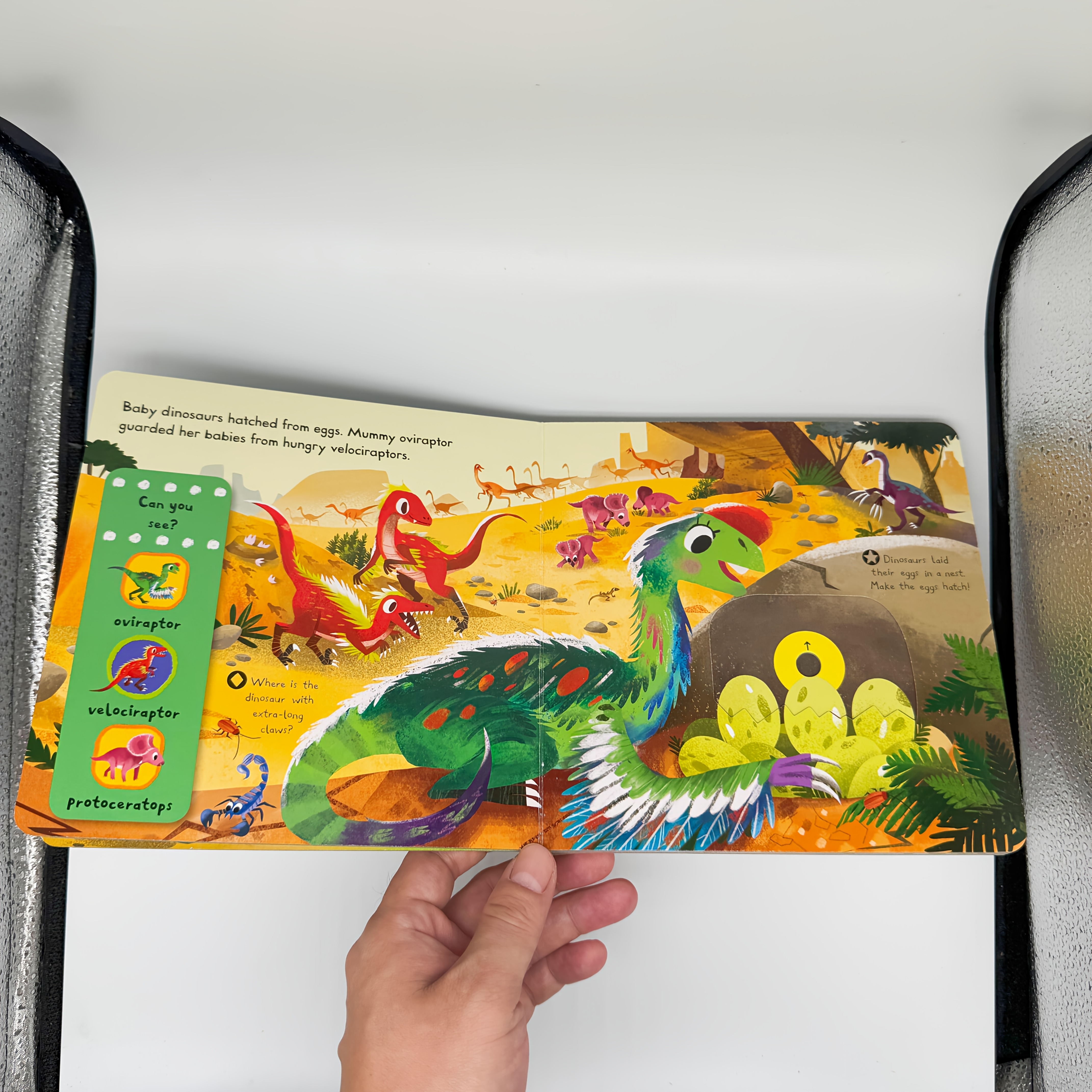 Busy Durable Book for Learning English with Interactive Comic