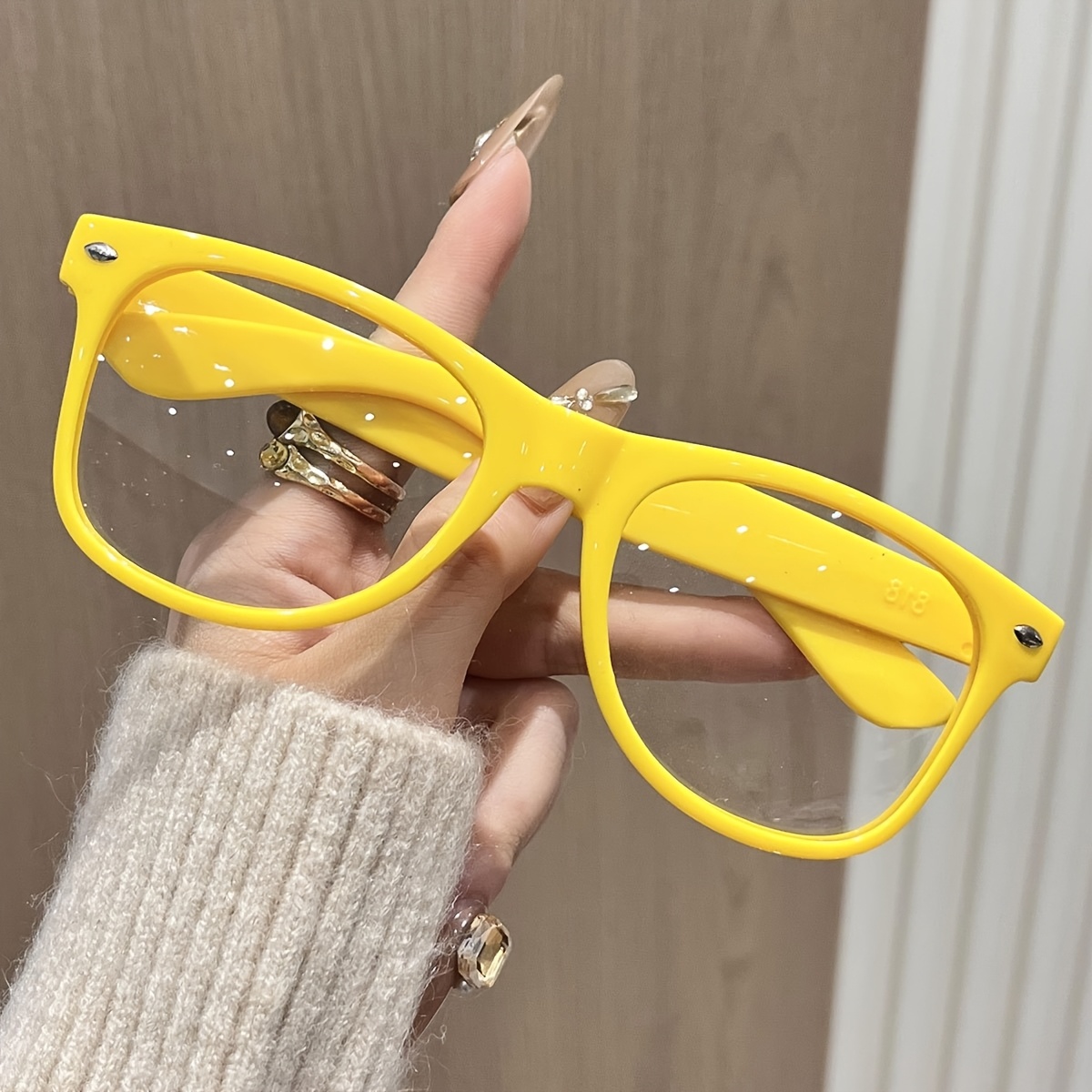 Image of 1 Pair Of Women's Glasses, Lightweight Decorative Glasses Suitable For Casual And Formal Wear, , Individual Item, A Must-have For Accessory Collectors, High-quality Lenses, Designer Style