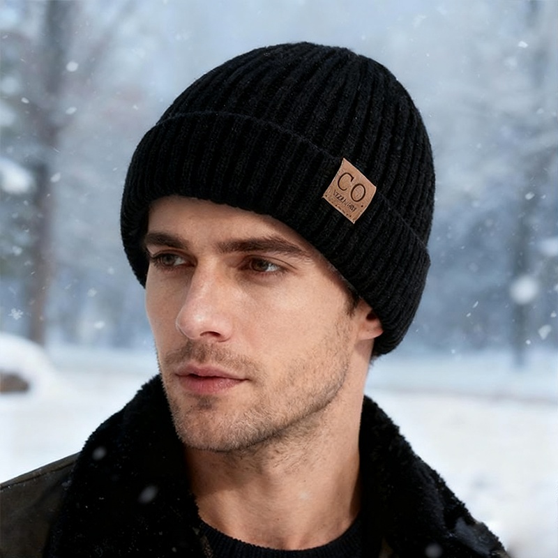 Chapeau d'hiver épais en tricot pour homme avec doublure en polaire et protège-oreilles pour plus de chaleur, idéal pour le cyclisme en extérieur et les conditions météorologiques froides. Ce bonnet de ski est durable pour les entraînements d'hiver et les activités de plein air.
