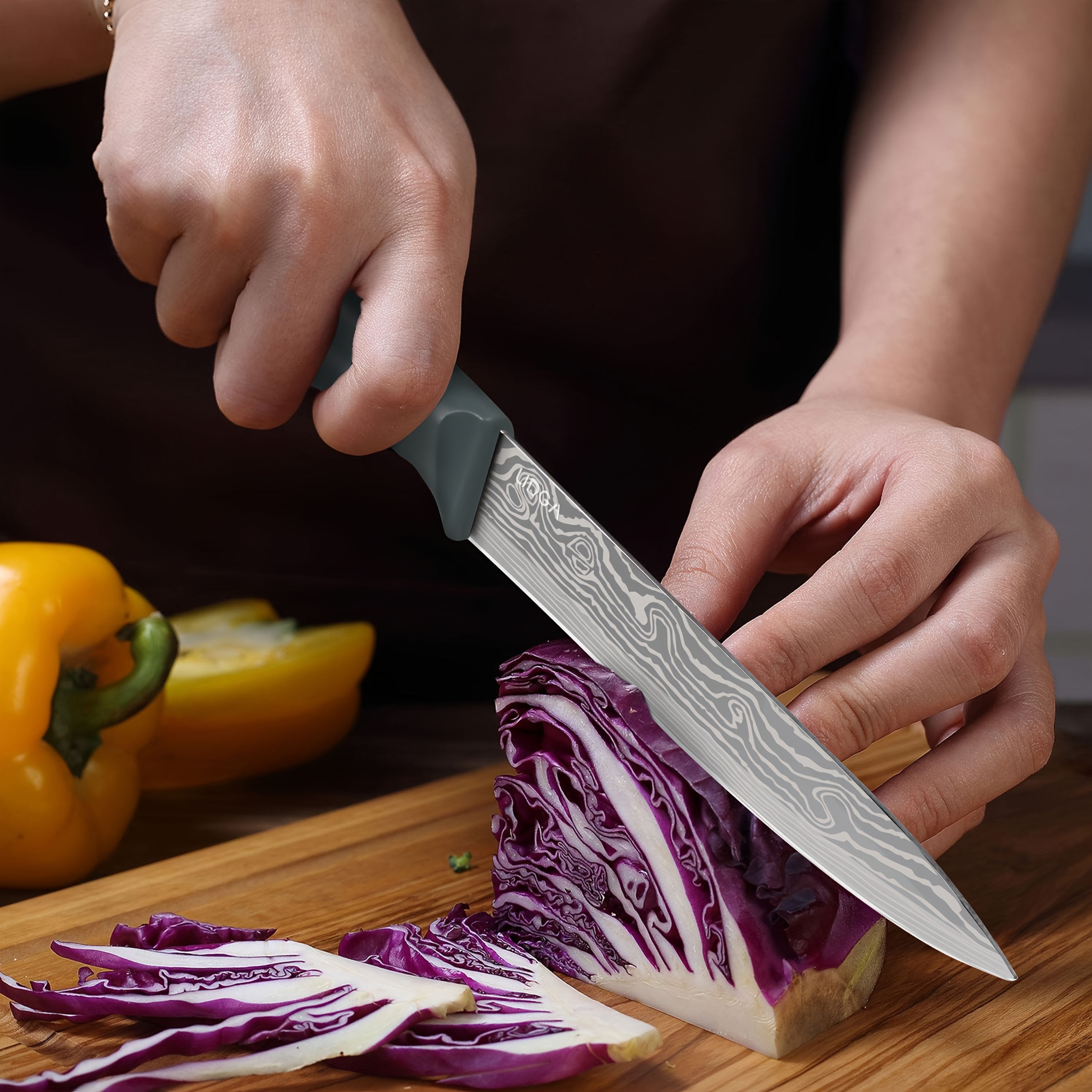 Damascus Patterned Stainless Steel Knife Set, Professional Kitchen Knife Collection, Chef'S Knife, Slicing Knife, Peeler, And Scissors, Made of High-Carbon Stainless Steel with Ultra-Sharp Blades, Featuring Non-Stick Ergonomic ABS Handles, Perfect for Home Use, Travel, And As a Gift Set.