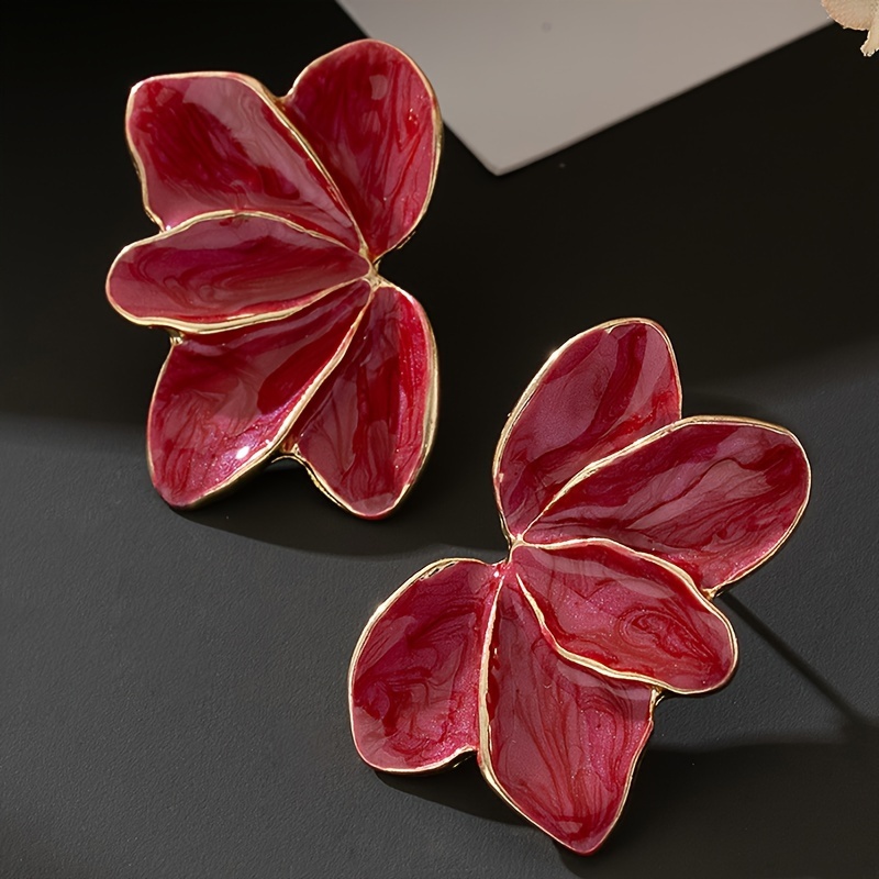 Elegant Vintage-inspired Maple Leaf & Floral Stud Earrings For Women - Parties & Vacations