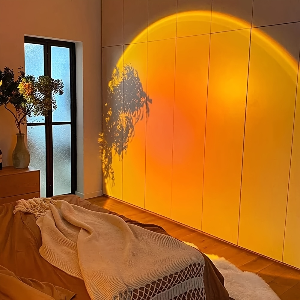 Sunset projection lamp, home decoration atmosphere lamp, sunset red decorative lamp, romantic sunset orange light and shadow effect, USB night light, multi-angle rotatable and adjustable, LED lighting, suitable for home living room bedside bedroom decoration