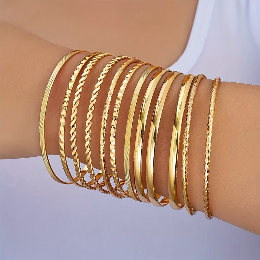 Image of 12pcs Set Of Fashionable, Simple, And Creatively Designed Women's Bracelet And Bangle Set, A Saudi Jewelry Set For Women, Suitable For Daily And Festive Wear