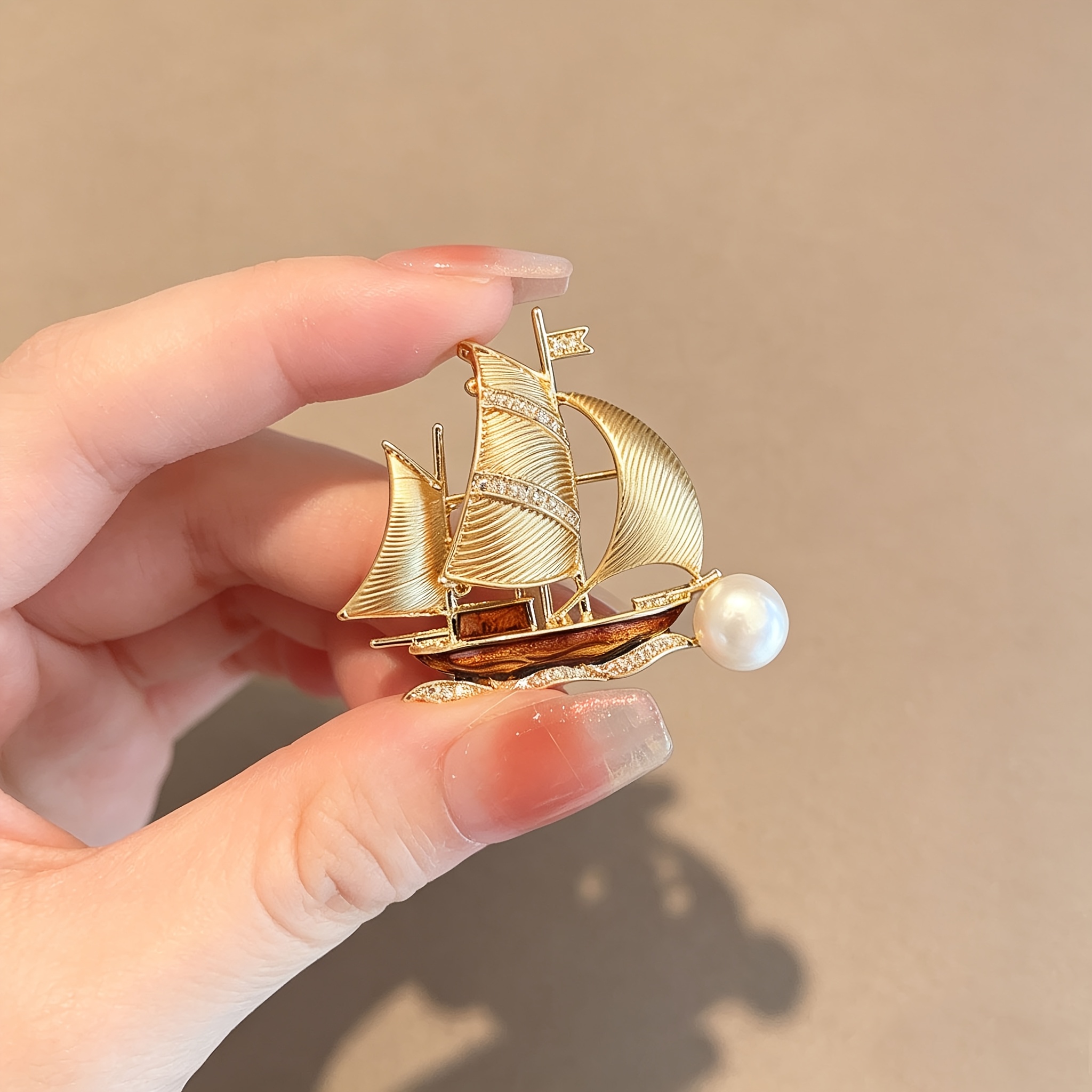 TEMU Broche de Smooth Sailing, alfiler de lujo de para mujer, accesorio elegante para trajes, suéteres y cárdigans
