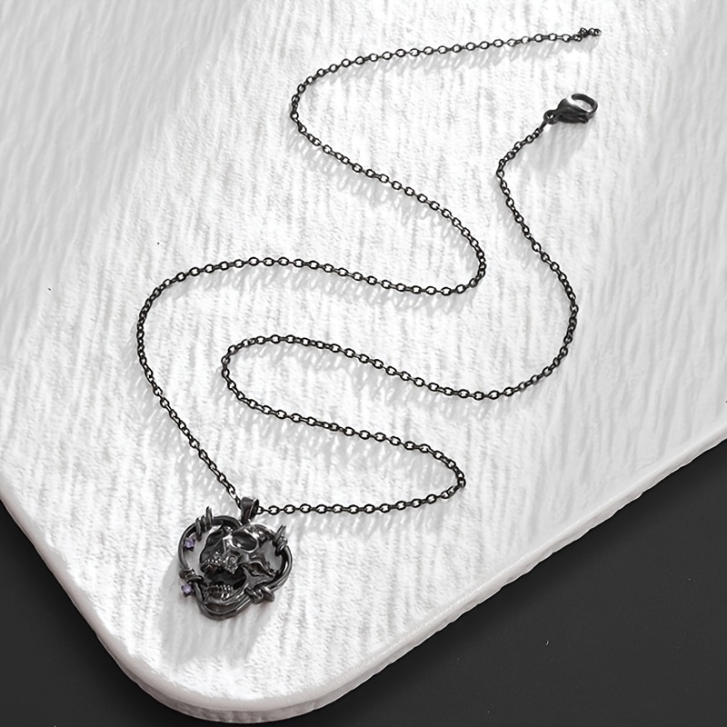 Dark Style Skull Love Pendant Necklace, Hip-Hop Clavicle Chain