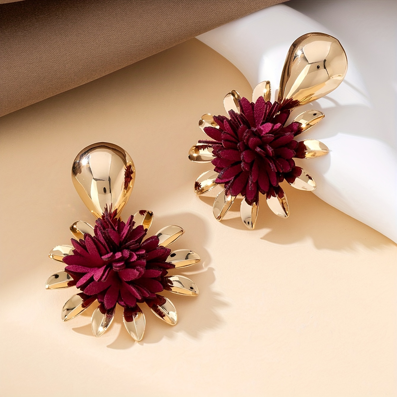 Image of 1 Pair Of European And Fashion Temperament Metal Inlaid Earrings Suitable For Women's Wedding Daily Wear Holiday Gifts