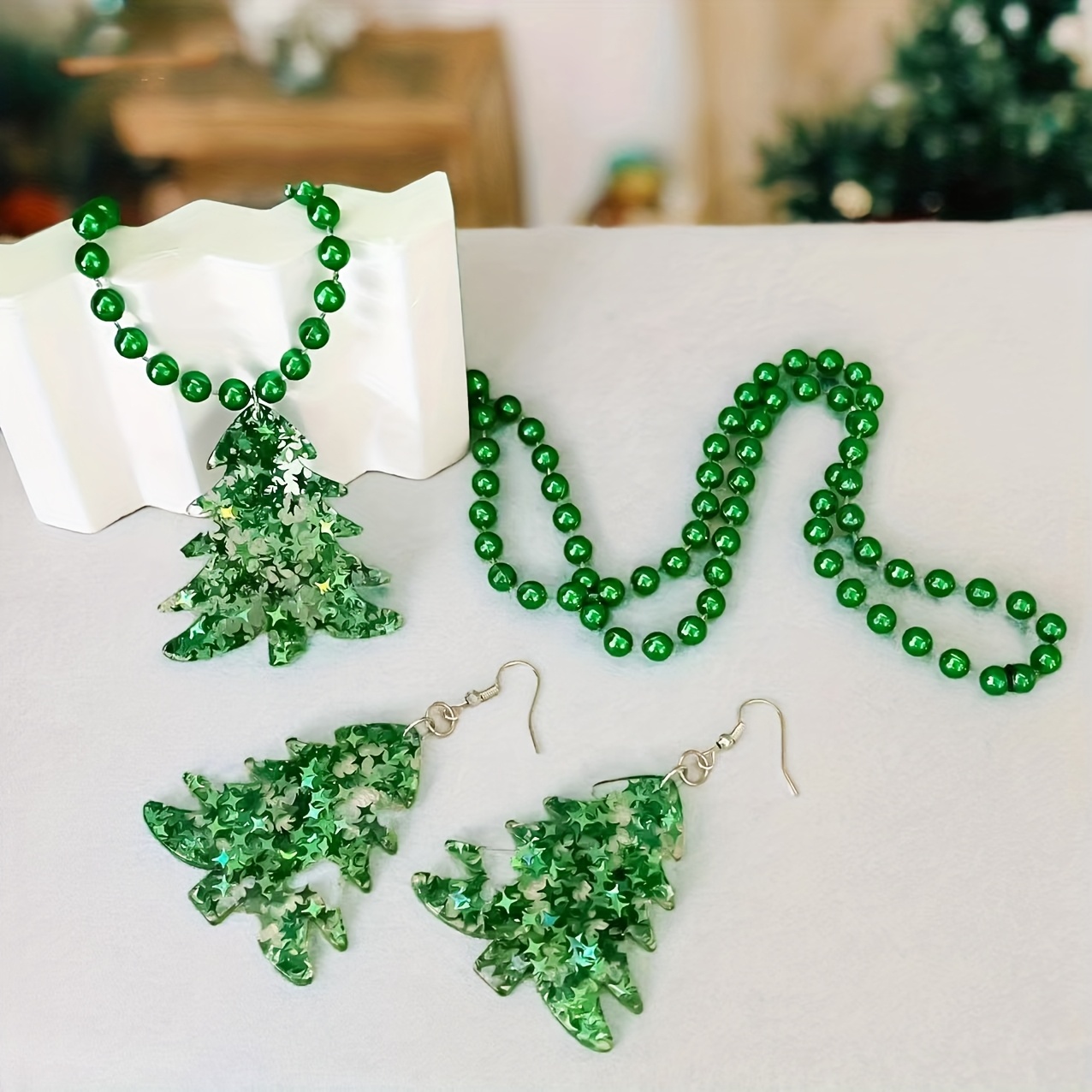TEMU A Set Of Christmas Series Elements Glitter Christmas Tree Shaped Acrylic Pendant Earrings + Necklace Combo, Creative, Party Dance Decoration