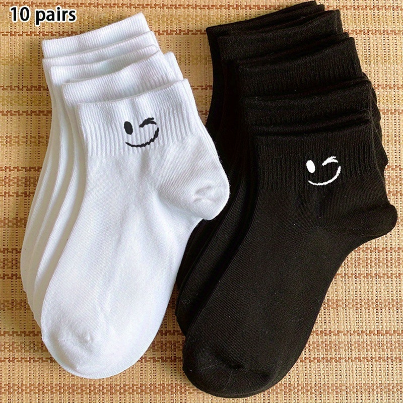E-shop 10 Paar süße Damensocken mit ausdrucksstarken Designs, vielseitige schwarze und weiße Freizeit-Knöchelsocken, geeignet für den , Feiertage und