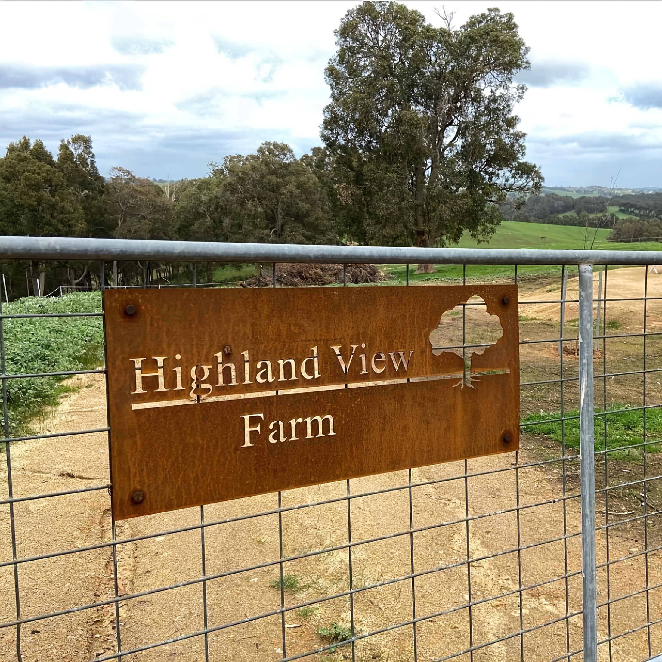 Custom Metal Farm & Barn Signs - Versatile Indoor/Outdoor Decor, No Power Needed, Decor Farm House