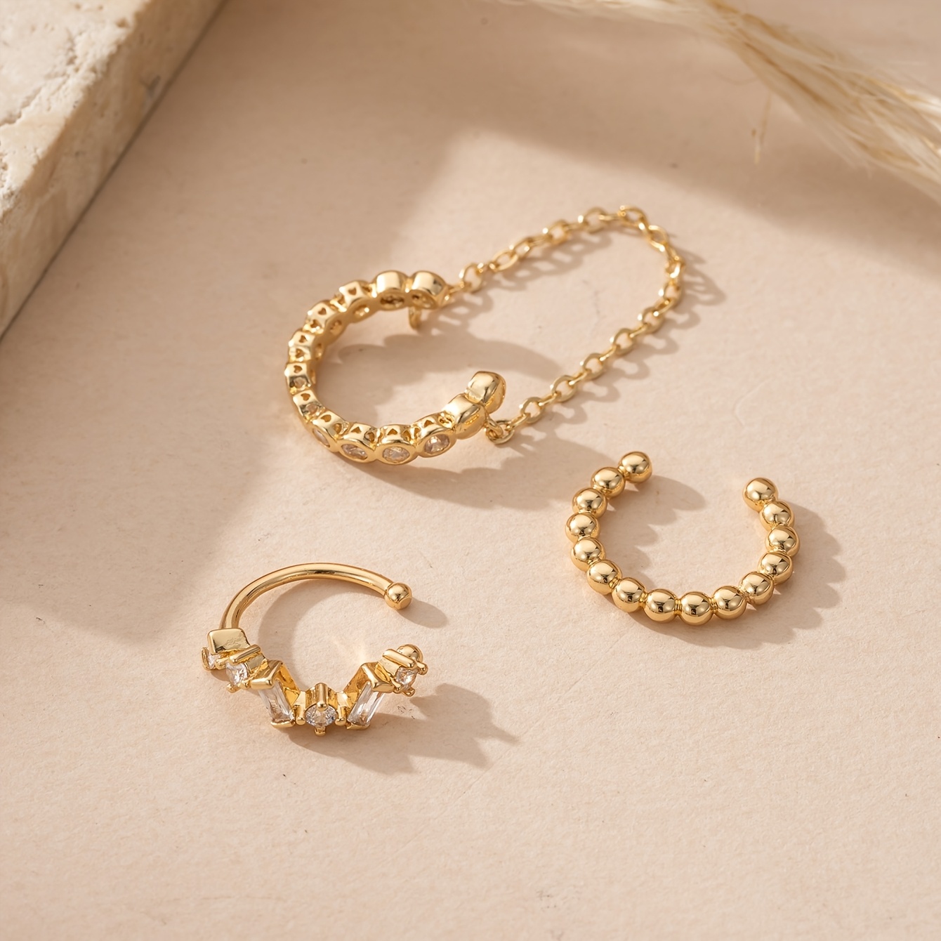 TEMU Lot de 3 boucles d'oreilles à clip pour homme, boucles d'oreilles à pompon de C simples et élégantes avec incrustations de synthétique, bijoux