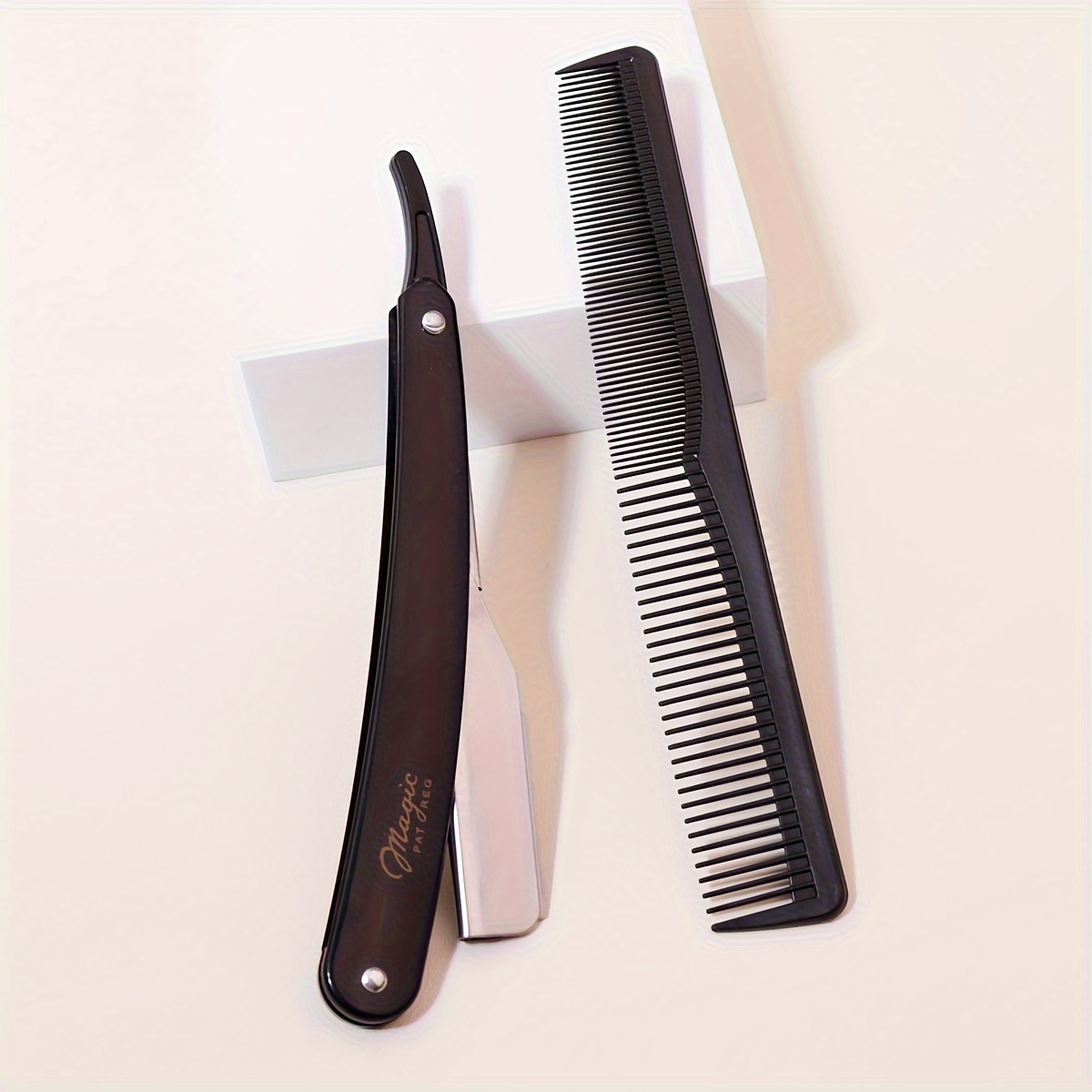 TEMU 2-piece/set Shaving Razor And Comb Set, Folding Eyebrow Trimmer, Safe Home Razor With Dual-sided Fine Tooth Comb