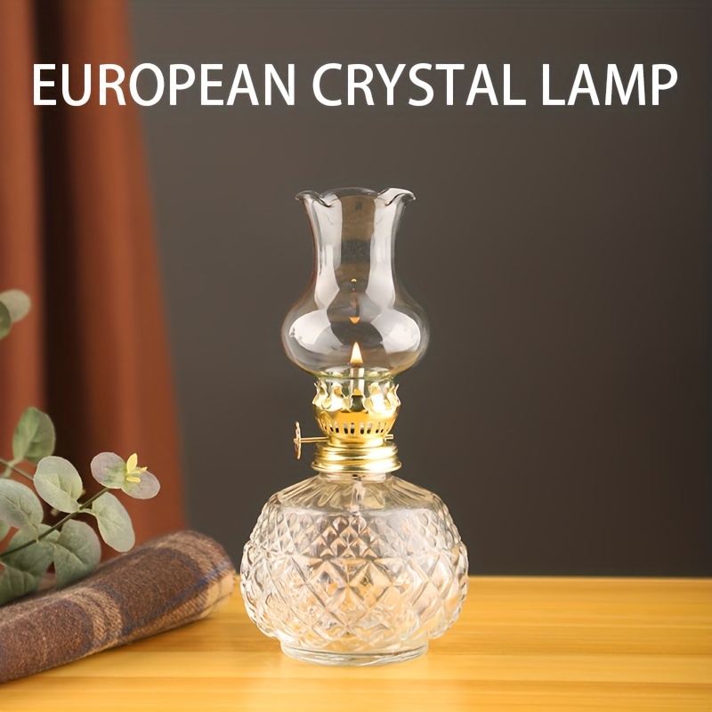 De Betoverende Schijn van de Glazen Olielamp